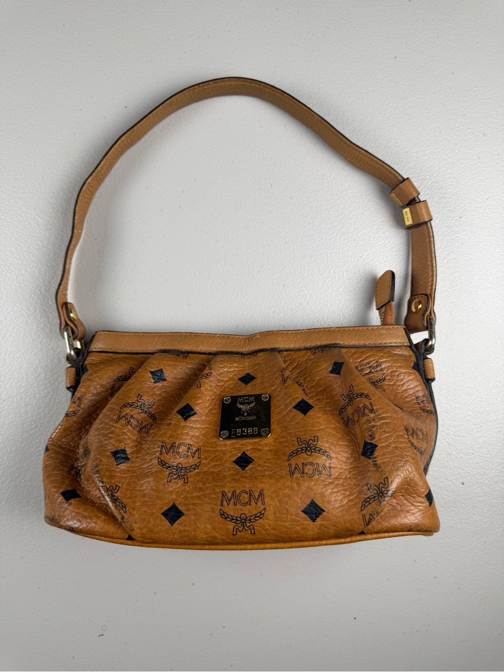 MCM Visetos Coates Canvas Bag - Picture 2 of 11